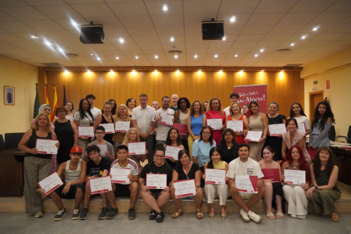 A Abrera apostem per la formació! Lliurem els diplomes acreditatius a l'alumnat de diversos cursos del Departament de Promoció Econòmica. Enhorabona a tothom!