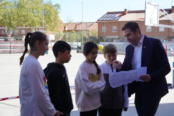 Abrera + Sostenible! Comencem la instal·lació d'energia renovable a equipaments municipals amb plaques fotovoltaiques a l'Escola Ernest Lluch