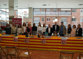 Diada de Sant Jordi 2026 d'Abrera: Signatura de llibres d'autors i autores locals al Mercat Municipal d'Abrera
