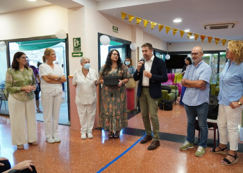 Felicitem la Residència de Gent Gran Canigó d'Abrera pel seu 25è aniversari i participem en la celebració