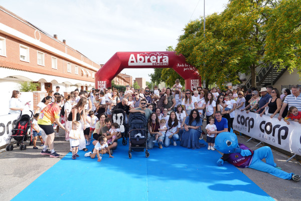Gran èxit d'assistència i participació en la 17a Abrera Corre D9 2025 'Memorial A. Serrano', amb més de 800 participants. Gràcies, Abrera!