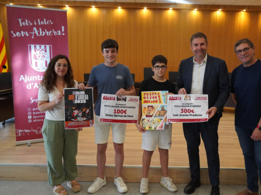 lliurament dels xecs als guanyadors del Concurs de Cartells de la Festa Major