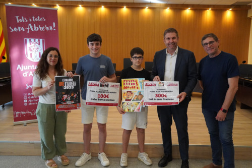 lliurament dels xecs als guanyadors del Concurs de Cartells de la Festa Major