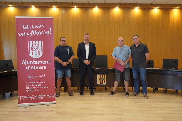 Signem un nou conveni de col·laboració entre l'Ajuntament d'Abrera i l’Associació Cavalcada de Reis d’Abrera