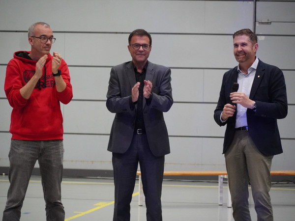 Assistim a la presentació dels equips de la temporada 2023-2024 del Club Bàsquet Abrera al Pavelló Esportiu Municipal