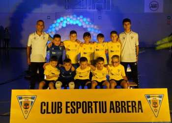 El Club Esportiu Futsal Abrera presenta els nous equips de la temporada 2023-2024, amb èxit d'assistència!