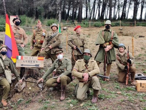 Commemorem els vuitanta-dos anys de la construcció de les trinxeres republicanes d’Abrera amb un vídeo divulgatiu sobre la seva història