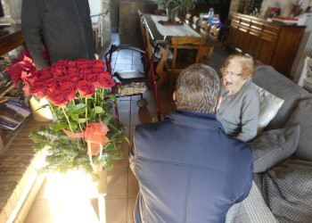 Homenatgem la senyora Francesca Estruch en el seu 100 aniversari. Moltes felicitats!