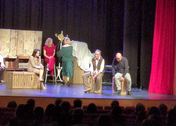 Gaudim de la quarta representació del Concurs de Teatre Amateur Vila d'Abrera, amb 'Los centros de Lorca' del Grup Antagonista Teatro de El Catllar-Tarragona