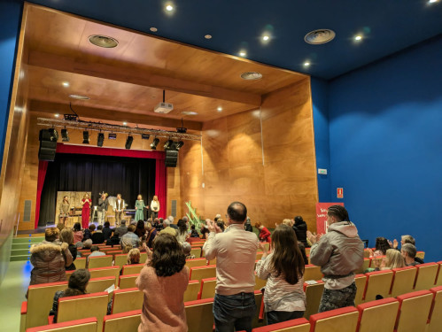 Gaudim de la quarta representació del Concurs de Teatre Amateur Vila d'Abrera, amb 'Los centros de Lorca' del Grup Antagonista Teatro de El Catllar-Tarragona