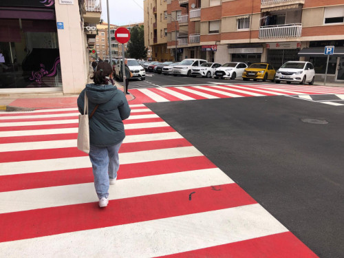 Treballem per Abrera! Finalitzades les obres de millora de la seguretat per a vianants i vehicles en el carrer de Martorell del nucli urbà