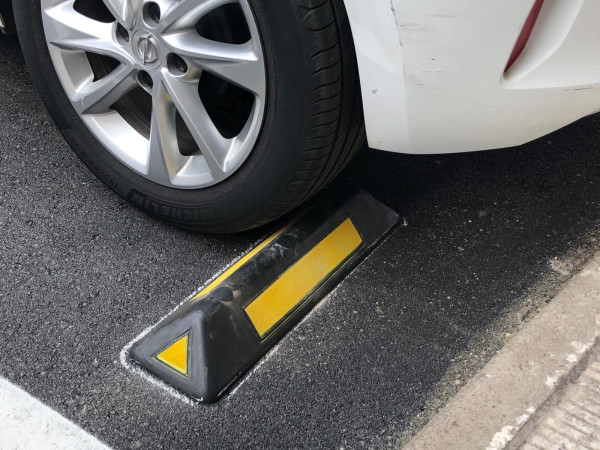 Treballem per Abrera! Finalitzades les obres de millora de la seguretat per a vianants i vehicles en el carrer de Martorell del nucli urbà