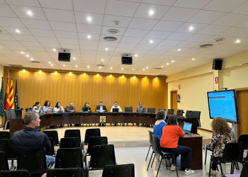 Dilluns 15 d'abril, a les 8.30 h, s'ha celebrat a la Sala de Plens de l'Ajuntament d'Abrera, el sorteig per escollir els membres de les meses electorals amb motiu de les Eleccions al Parlament de Catalunya del diumenge 12 de maig