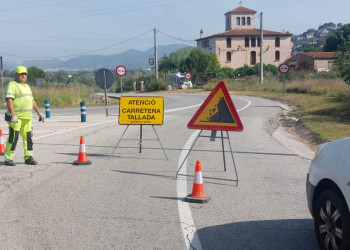 El servei de transport escolar d'Abrera queda reconfigurat aquest dimecres i dijous, amb la supresió de la parada P1 (Casa Pedro), per uns treballs de manteniment a la BV-1201