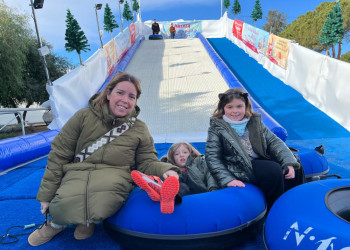 Famílies en el Parc de Nadal d'Abrera 2024-2025