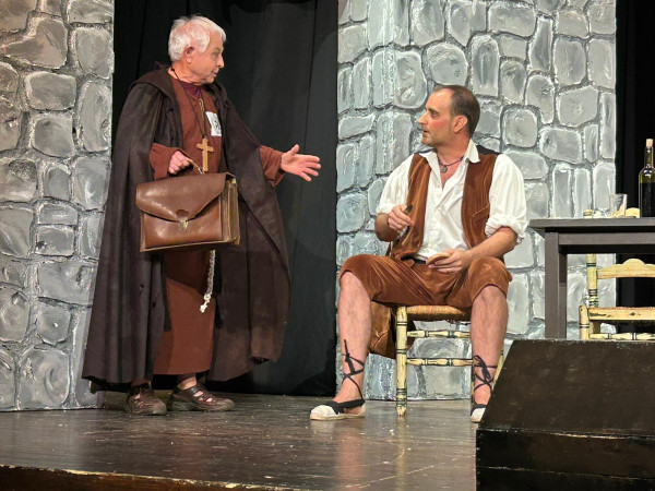 'L'hostal de les tres camèlies', a càrrec del Grup Grana Teatre de Sant Feliu de Codines