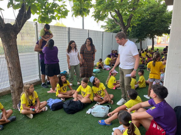 Visitem el Casal d’Estiu Municipal, que enguany fa part de les activitats a l'Escola Francesc Platón i Sartí d'Abrera
