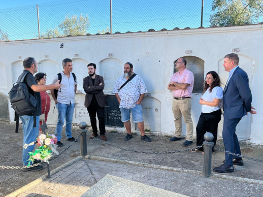 Treballem per obrir la fossa comuna del cementiri Vell d’Abrera i dignificar la memòria de les víctimes assassinades pel franquisme el febrer de 1939