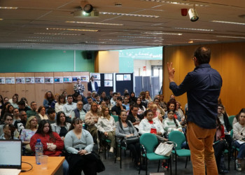 Abrera amb l'ocupació local i el teixit empresarial! Més de 160 persones han participat a la 2a Jornada de Recerca de Feina, amb xerrades, trobada d'empreses i lliurament de currículums