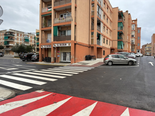 Avancen els treballs de millora de voreres i senyalització viària per reforçar la seguretat dels vianants