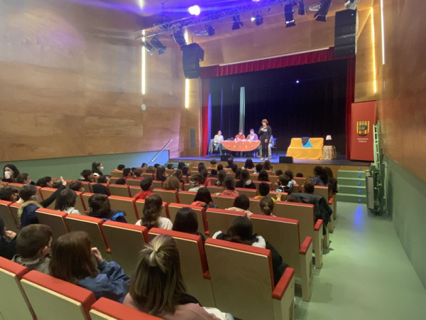 A Abrera hem commemorat el Dia Mundial contra el Càncer de Mama amb el festival solidari ELLASH, organitzat per la Fundació Sesé i l'Ajuntament d'Abrera