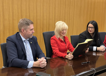 Rebem a Abrera la visita institucional de la delegada del Govern de la Generalitat de Catalunya a Barcelona, Pilar Díaz