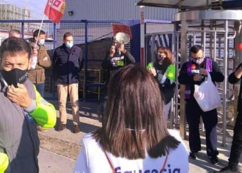 Donem suport als treballadors i treballadores de Faurecia en l'inici de les mobilitzacions contra l'ERO
