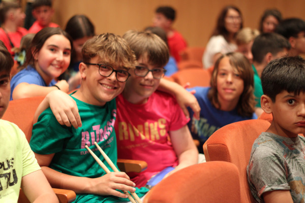 Gaudim amb el Festival RITMIKS, de Joves Músics Europeus, a l’Auditori del Centre Polivalent del Rebato i amb la nostra Escola Municipal de Música com a amfitriona!