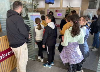 Promovem la cultura emprenedora a Abrera amb el programa CuEmE. Les cooperatives de 5è de l’Escola Francesc Platón i Sartí es posen en marxa!