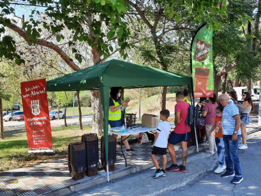 Des del divendres 17 de setembre instal·lem punts d'informació sobre la recollida dels residus al municipi a tots els barris del nostre municipi