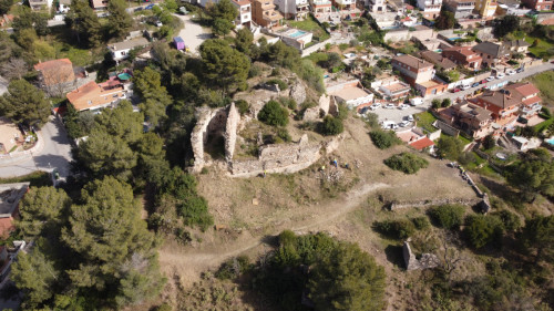 Iniciem les obres de obres de consolidació estructural del Castell de Voltrera d'Abrera 00