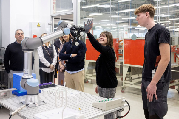 Visitem la nova Escola d’Aprenents de SEAT S.A. a Martorell