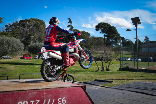 Abrera, amb l'esport! Assistim a la presentació del programa 'Nou Impuls del Motociclisme Català' a la sala d’actes del CAR de Sant Cugat