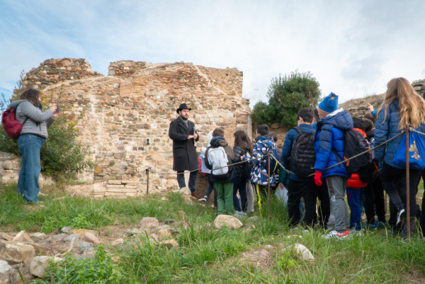 Visita del grup de sisè de l'Escola Ernest Lluch d'Abrera - dijous 20 de novembre 2025
