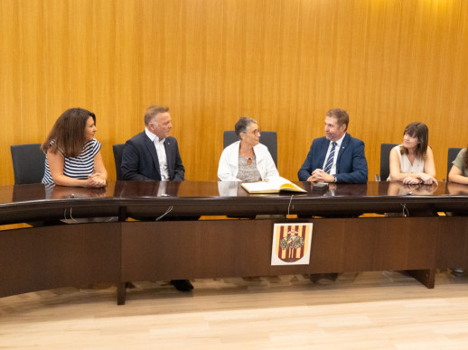 Rebem la visita de la consellera de Salut de la Generalitat de Catalunya, Olga Pané
