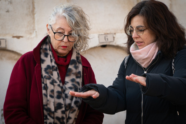La intervenció arqueològica a la fossa comuna del Cementiri Vell d'Abrera avança segons el calendari previst