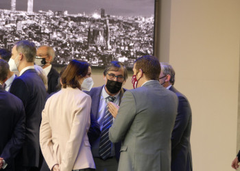 El nostre alcalde, Jesús Naharro, manifesta la voluntat d'Abrera perquè el creixement de SEAT quedi ubicat en els municipis que l'acullen, en l'acte de commemoració del 70 aniversari de la companyia