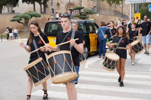 Festa Major d'Abrera 2023: Cercavila de timbals de la Colla de Diables Bram de Foc Infantil