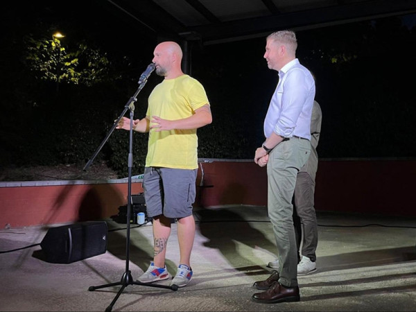 El veïnat del barri de Les Carpes d'Abrera celebra la seva Festa Major amb gran participació a les activitats programades!