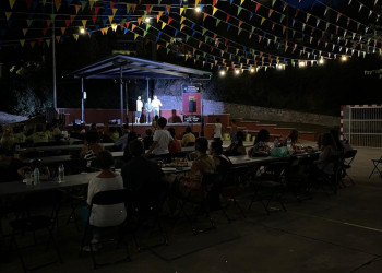 El veïnat del barri de Les Carpes d'Abrera celebra la seva Festa Major amb gran participació a les activitats programades!
