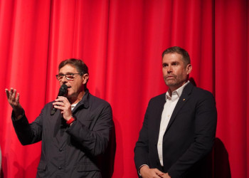 Gaudim de la cloenda del 27è Concurs de Teatre Amateur Vila d’Abrera, amb el lliurament de premis i l'actuació del Grup Escènic Illets d'Abrera, fora de concurs