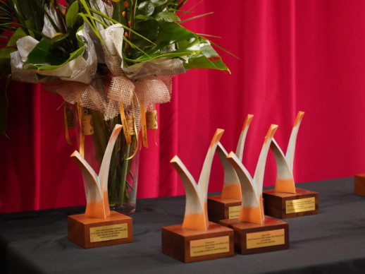 Gaudim de la cloenda del 27è Concurs de Teatre Amateur Vila d’Abrera, amb el lliurament de premis i l'actuació del Grup Escènic Illets d'Abrera, fora de concurs