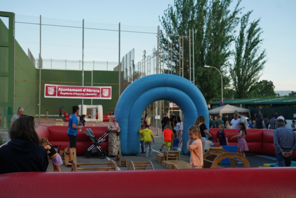 Abrera amb l'esport! Gran èxit de la 2a edició de la Mostra Local d'Activitat Física, Salut i Esport, amb activitats inclusives per a tothom!