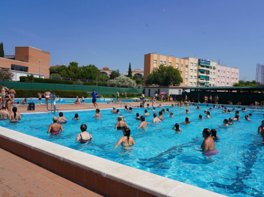 Gran èxit d'assistència i participació al 'Mulla't per l'esclerosi múltiple 2025' que ha tingut lloc el diumenge 6 de juliol a la Piscina Municipal d'Estiu!