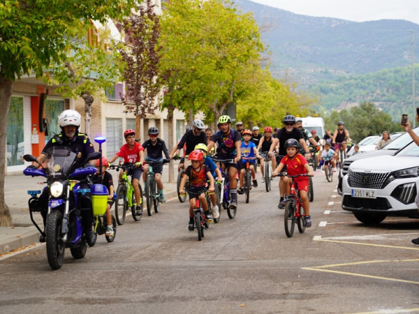 Diumenge 21 de setembre: Bicicletada popular i botifarrada per descobrir Abrera!