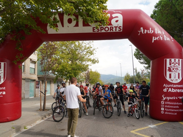 Diumenge 21 de setembre: Bicicletada popular i botifarrada per descobrir Abrera!