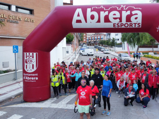 Gran èxit de participació i assistència a la 26a Caminada de la Gent Gran d'Abrera!