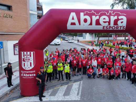Gran èxit de participació i assistència a la 26a Caminada de la Gent Gran d'Abrera!