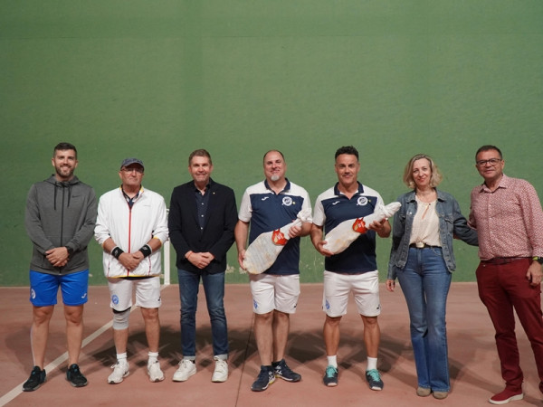 El Club Frontenis Abrera celebra un any més l’Open del pernil Abrera 2025, amb un total de 74 participants
