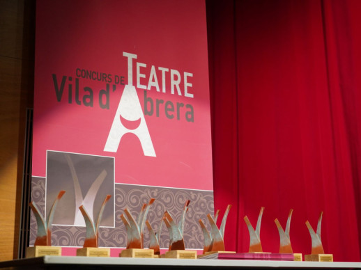 Celebrem la cloenda del 28è Concurs de Teatre Amateur Vila d’Abrera, amb l'obra 'Improchef' de la Companyia Inestable Ceretana de Teatre i l'entrega de premis!